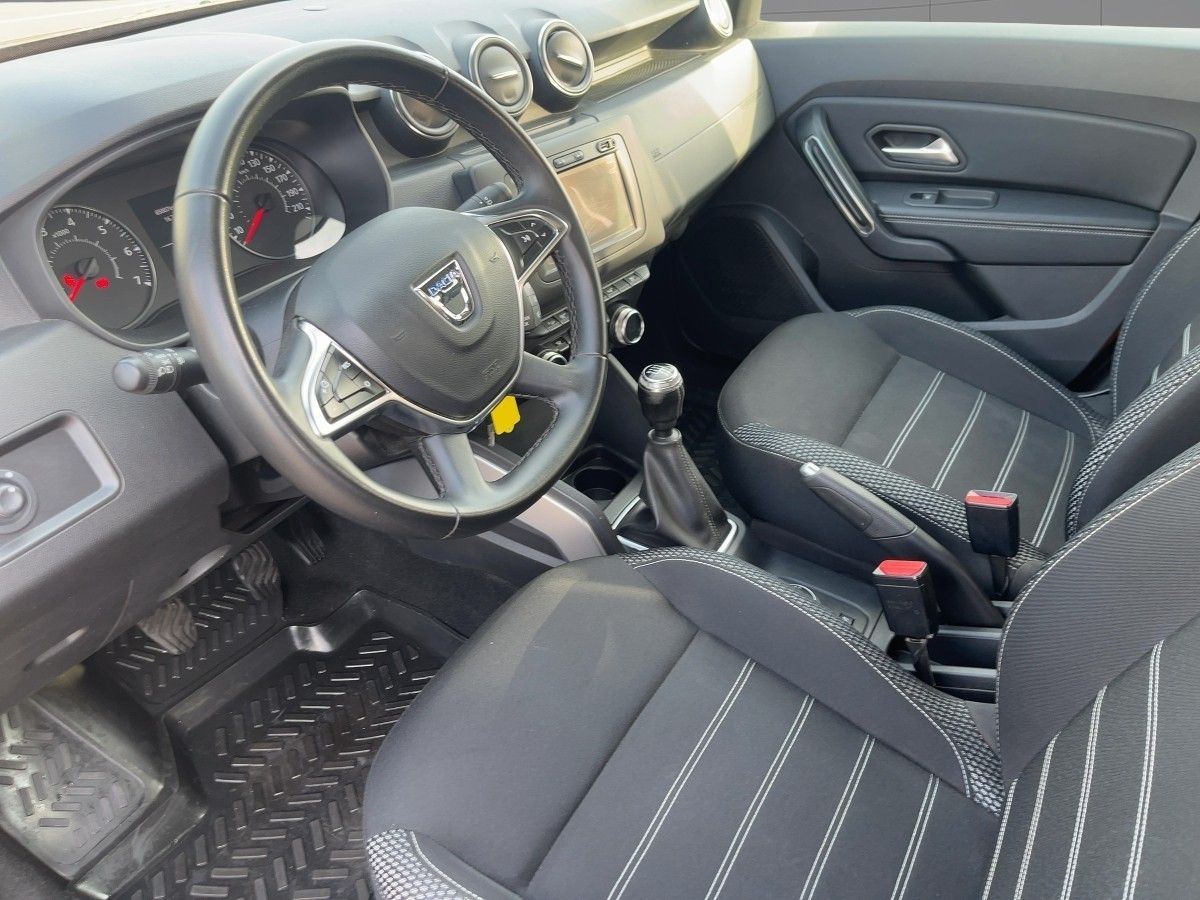 Fahrzeugabbildung Dacia Duster II Prestige 4WD TCe 125