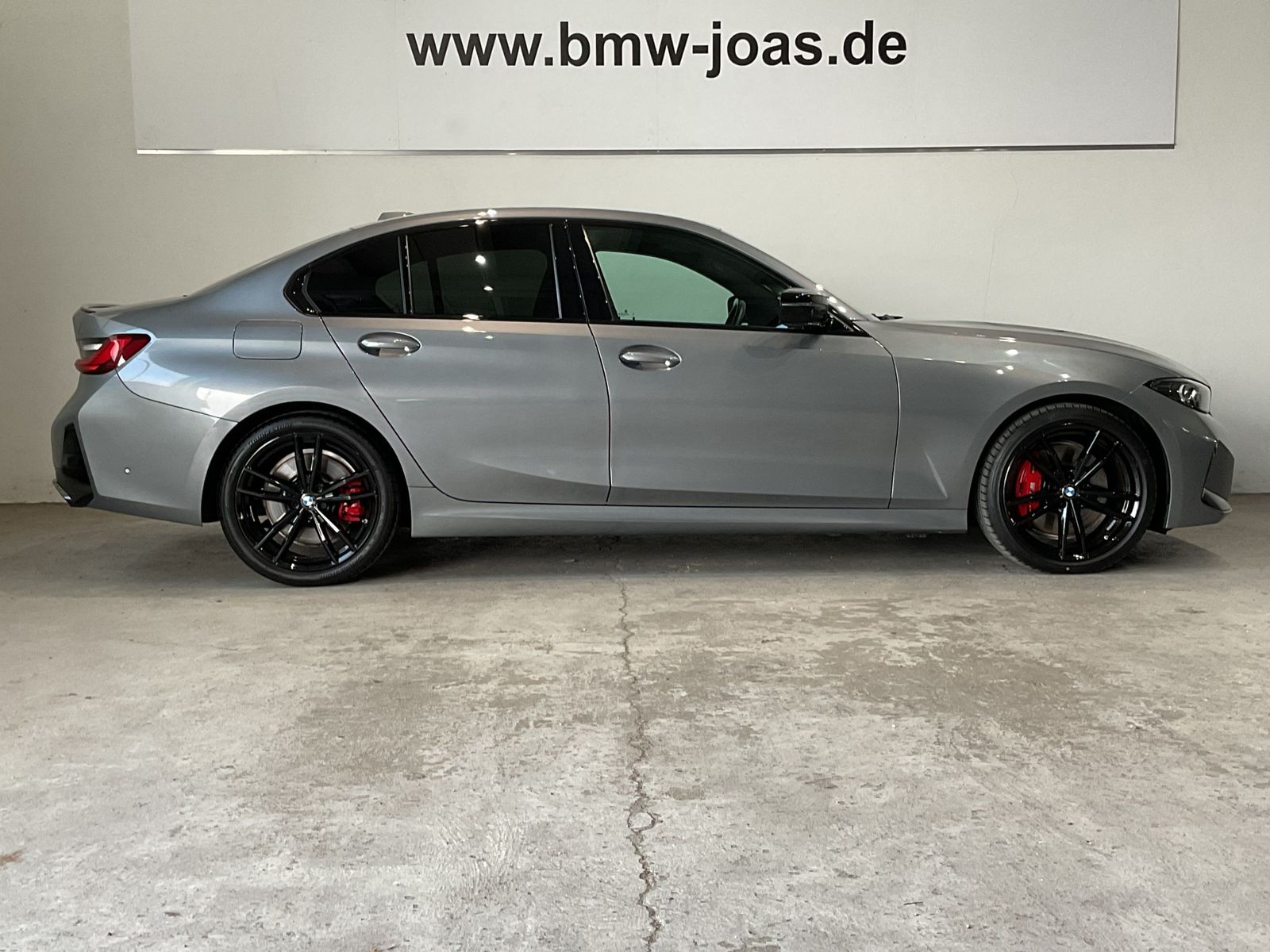 Fahrzeugeinzelansicht 16 Fahrzeugabbildung BMW M340d xDrive Adaptiver LED-Scheinwerfer, Sitzver