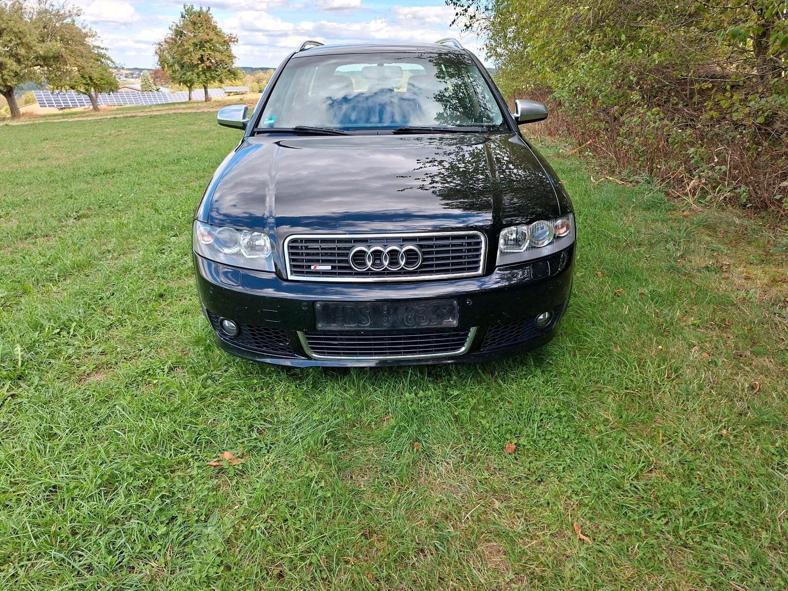 Audi Quattro 2004 — салон