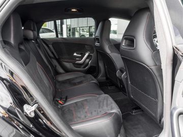 Mercedes CLA 250 Shooting Brake - 11
