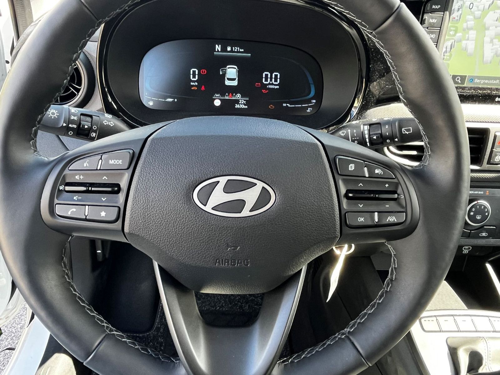 Fahrzeugabbildung Hyundai i10 Trend AUT SHZ NAV BT KAM ALU