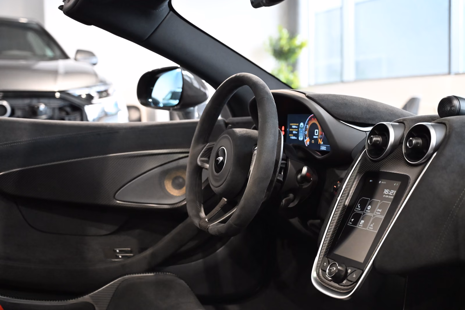 McLaren 600LT Spider/MSO Clubsport/Senna Seats/Lift