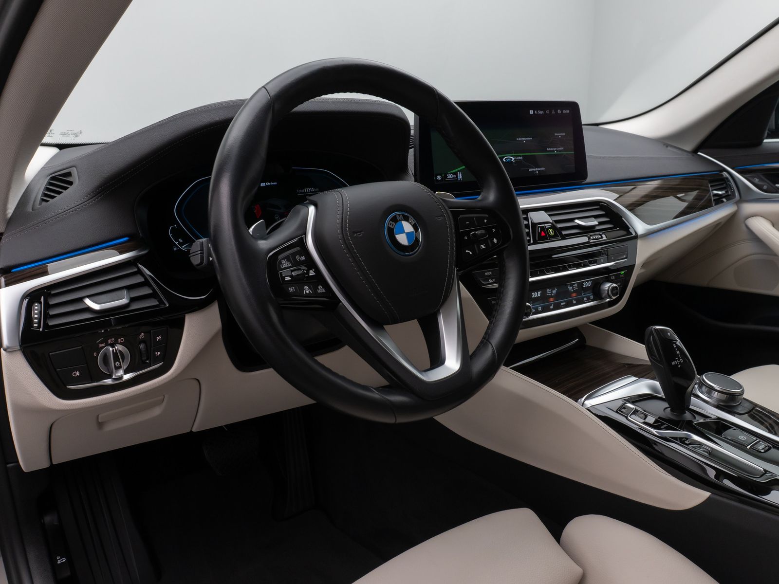 Fahrzeugabbildung BMW 530e Luxury Line Laser Kamera HUD DAB HiFi Sport