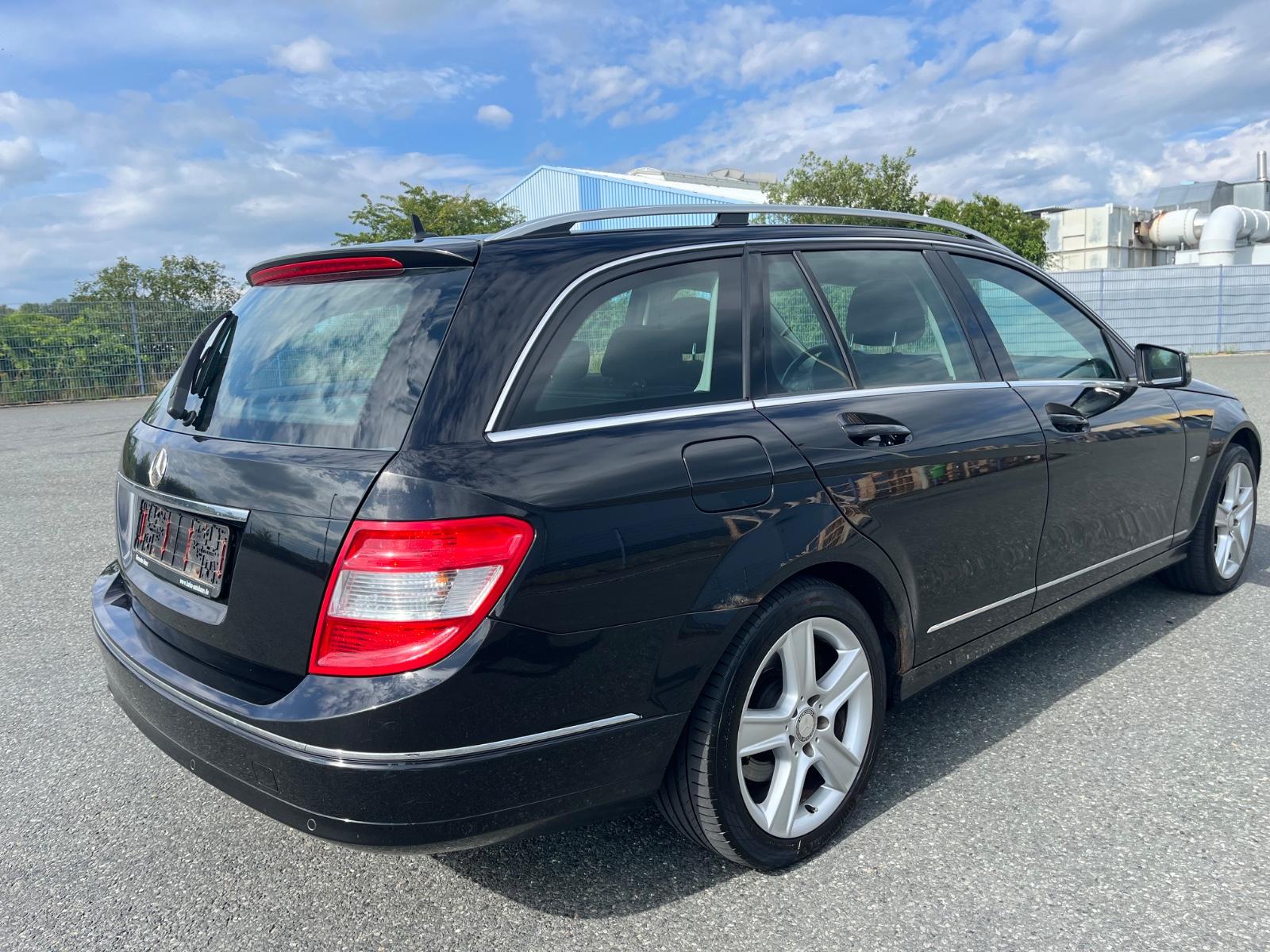 Mercedes-Benz 220 2008 — photo 6