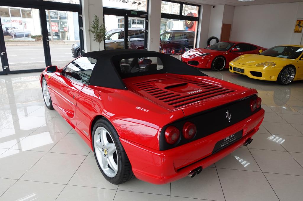 Ferrari F355