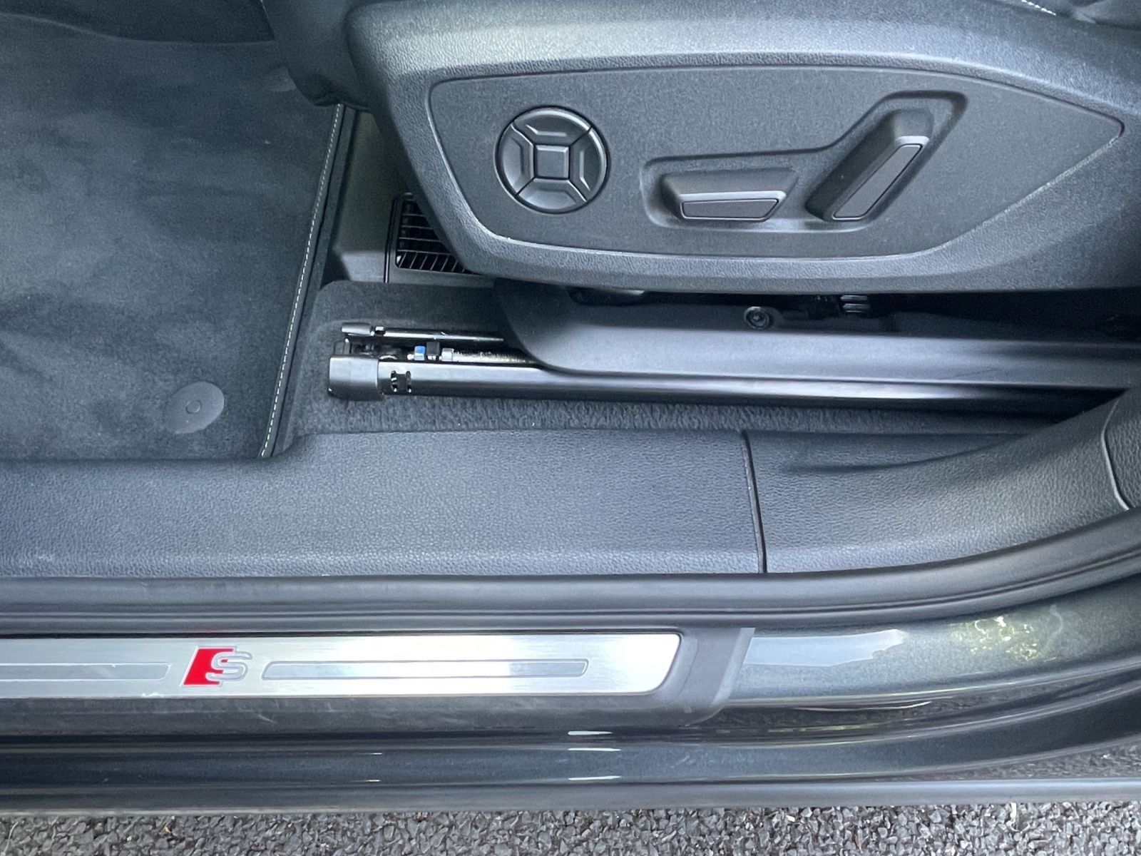 Audi Q3 SB 45 TFSI qu. S line Matrix SONOS AHK 360° foto 23