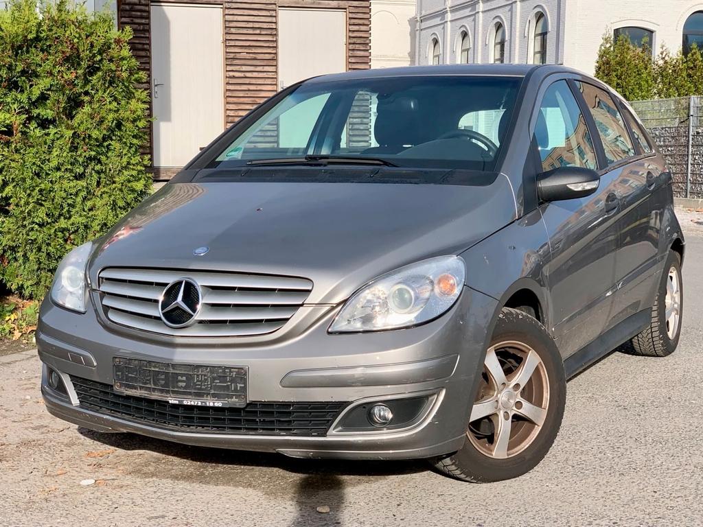 Mercedes-Benz B 170
