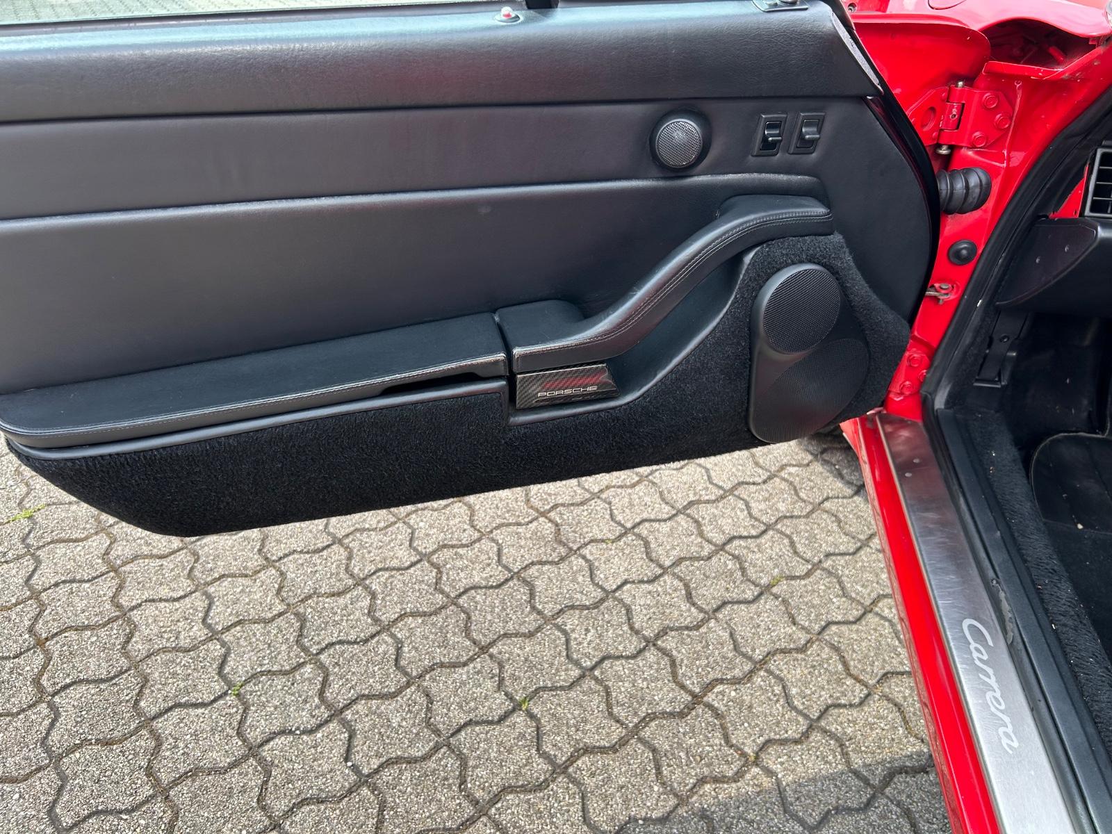 Porsche 993 Carrera Cabriolet Automatik 286PS