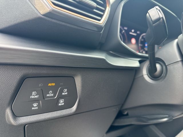 Formentor VZ PRIORITY 1.4 DSG eHYBRID NAVI LEDER