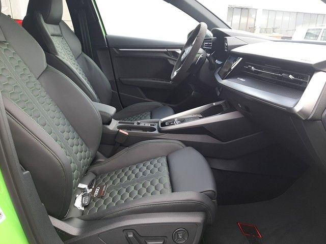 Fahrzeugabbildung Audi RS 3 Sportback Matrix Leder B&O Navi SportAbgas