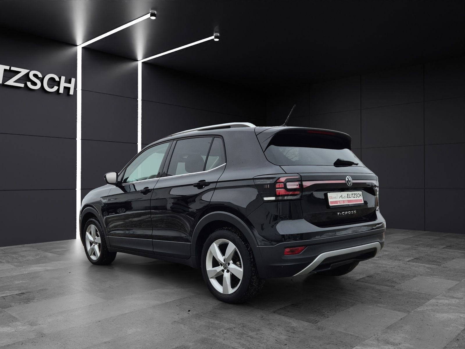 Fahrzeugabbildung Volkswagen T-Cross Style DSG AHK Kamera ACC LED Navi Climat