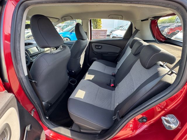 Toyota Yaris  Comfort Hybrid