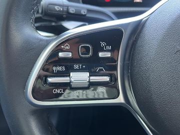 Bild 9 Mercedes-Benz A 200 Progressive - Navi - DAB - Allwetterreifen