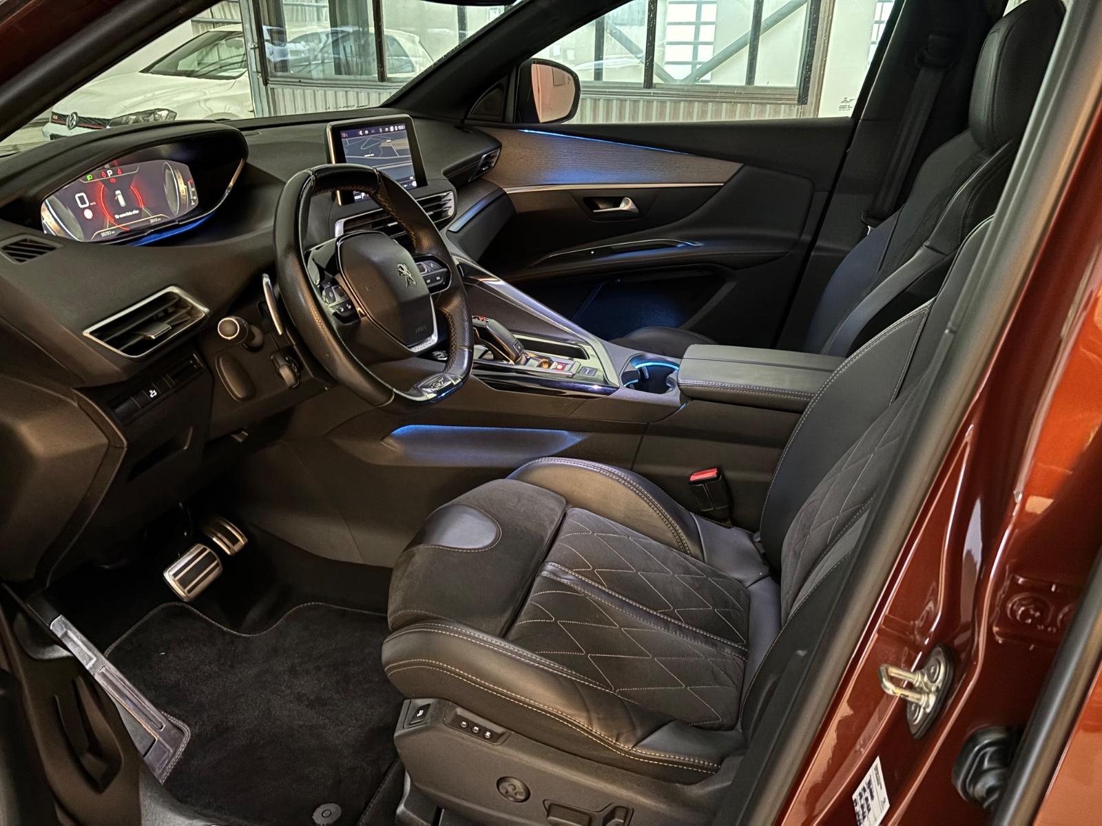 Peugeot 3008 GT*Automatik*360°*SHZ*Navi*Schiebedach