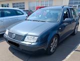 Volkswagen Bora 2.3 Highline Variant Highline - Volkswagen Bora Highline mit Benzin-Antrieb