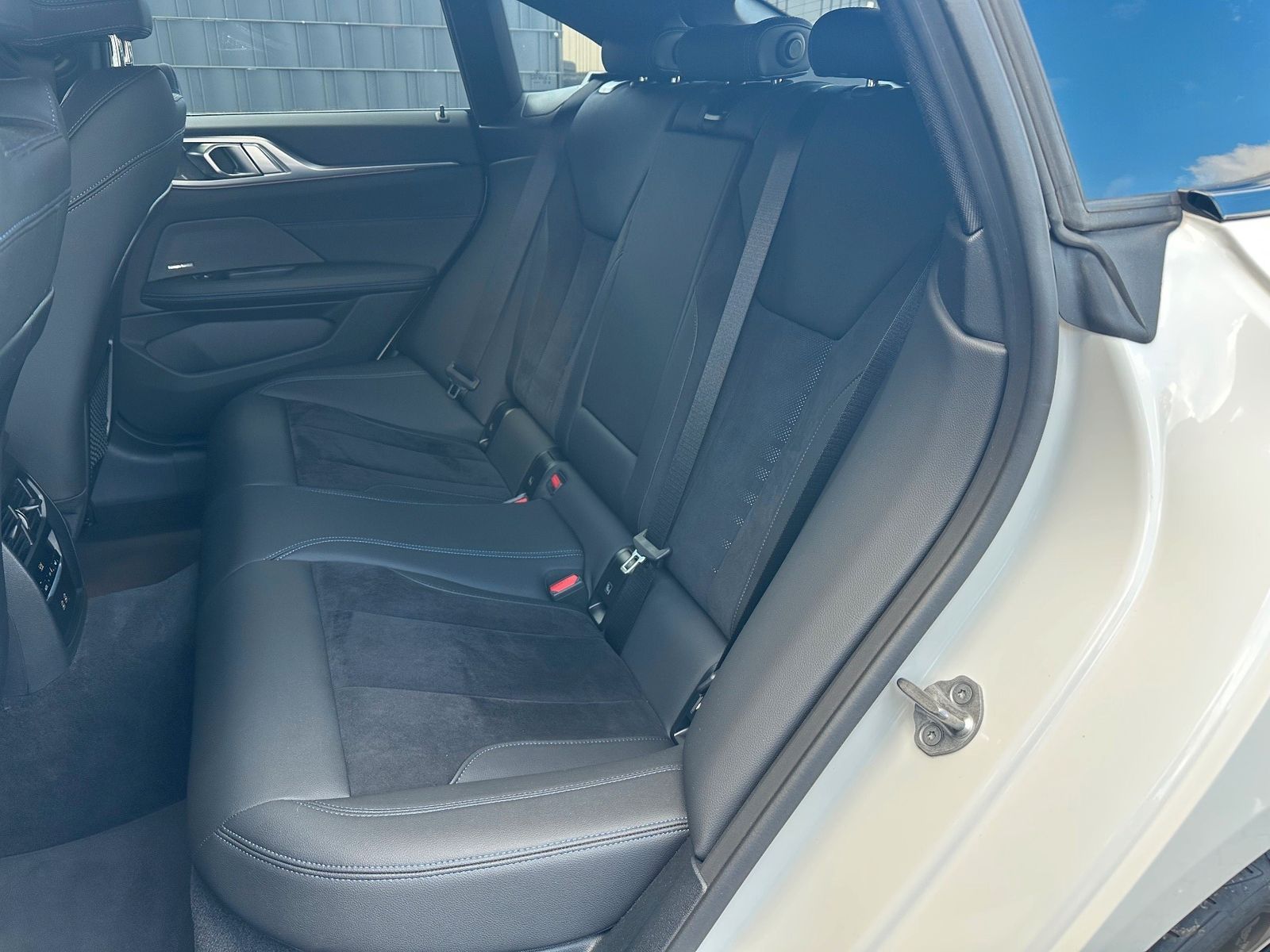 Fahrzeugabbildung BMW 420 Gran Coupé M-Sport NAV+LED+HARMAN&KARDON+ACC