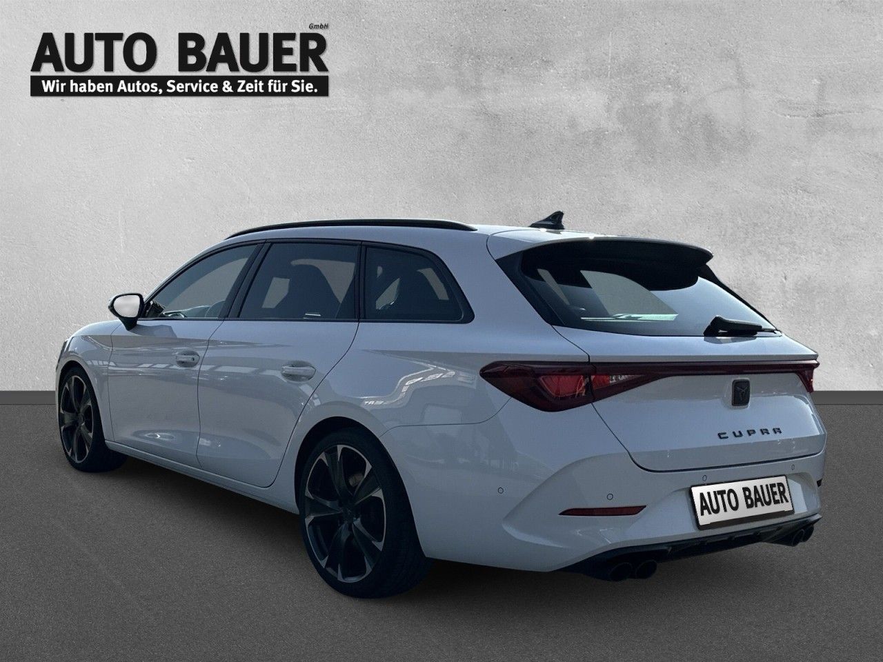 Fahrzeugabbildung CUPRA Leon Sportstourer VZ 2.0 TSI 4Drive DSG - mit KI generiert/bearbeitet