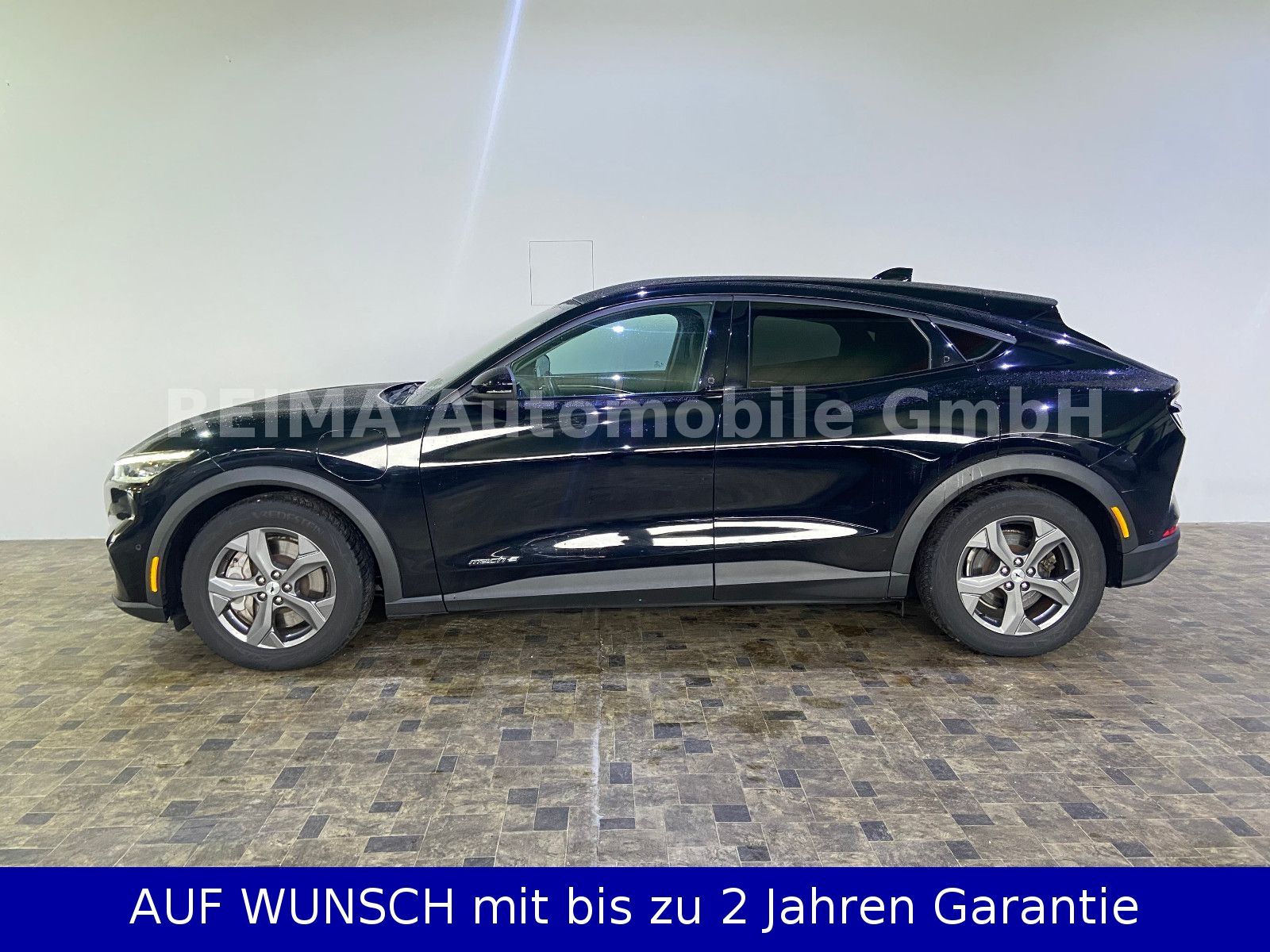 Fahrzeugabbildung Ford Mustang Mach-E, Pano, B&O Sound, ACC