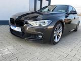 BMW 340 340 i Sport Line/ Head up/ M/ 8fach-Bereift/ - BMW 3er-Reihe F34 mit Benzin-Antrieb