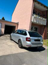 Skoda Octavia 1.6 TDI SCR Style Style - Skoda Octavia mit Diesel-Antrieb: Limousine