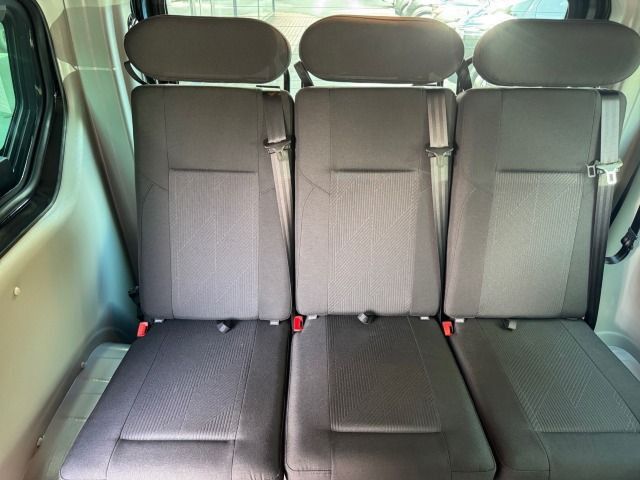 Fahrzeugabbildung Nissan Primastar FLEX VAN / BUS 8-Sitze L1H1 3,0t dci17