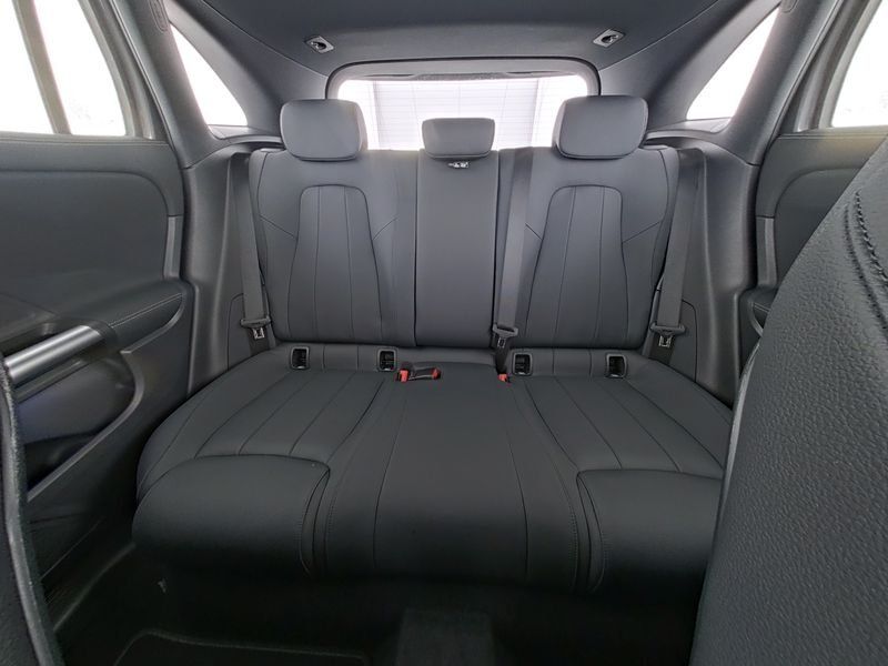 Fahrzeugabbildung Mercedes-Benz GLA 220 d 4M*AHK*Distronic*Totwinkel*360*Easy-Pa