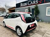 Toyota Aygo x-play touch/22TKM/I.HD/AUTOM/KAMERA/MFL/2 - Toyota in Berlin: Aygo