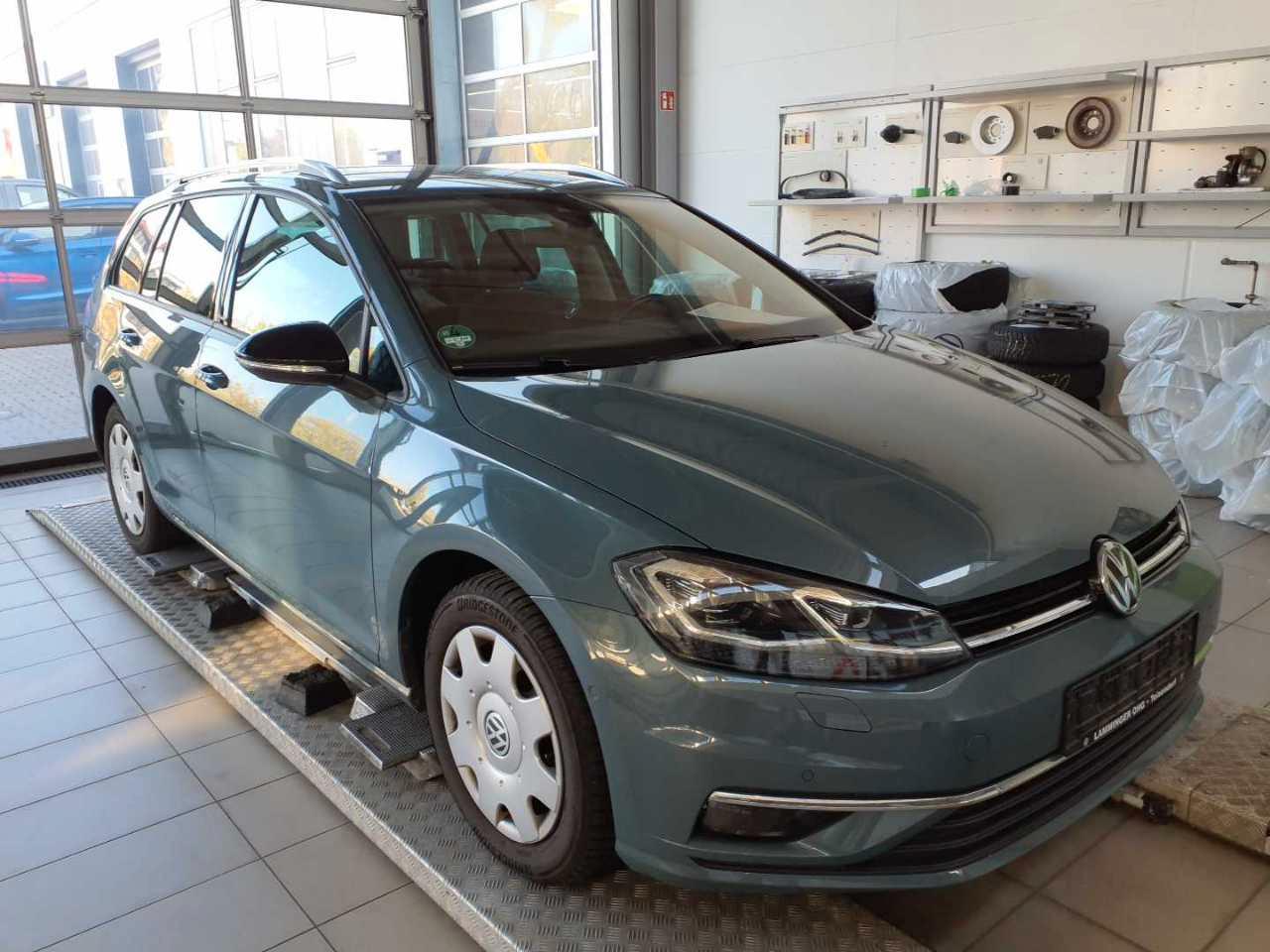 Volkswagen Golf VII Variant ACC LED RFK