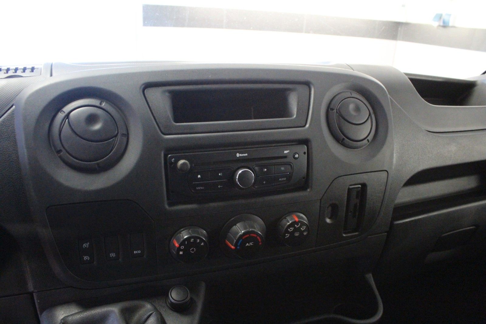 Fahrzeugabbildung Renault Master  III dCi 170 L2H2 3,3t