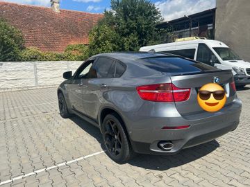 BMW X6 - 10