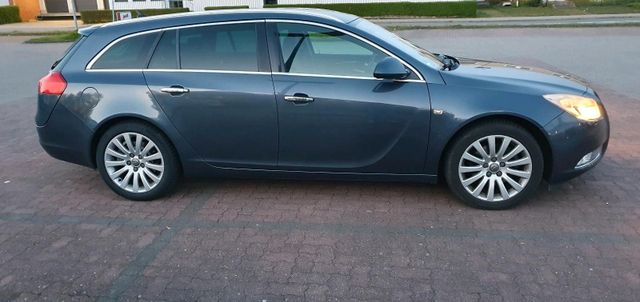 Opel insignia sports tourer PDC/AHK