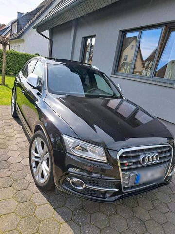 Audi SQ5, schwarz, AHK, Pano, B&O