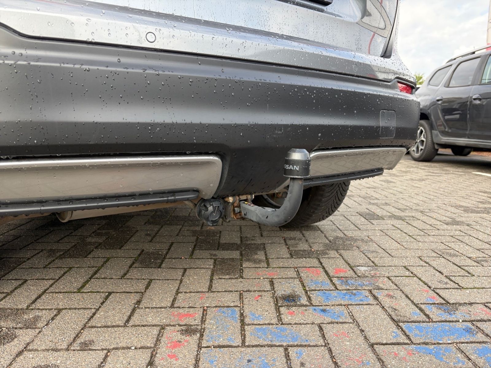 Fahrzeugabbildung Nissan Qashqai 1.3 DIG-T 117 kW N-Connecta*360°Kamera*N