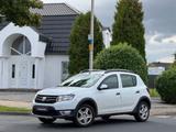 Dacia Sandero II Stepway Prestige*TÜV NEU*SERVICE NEU* - Dacia Sandero: Weiß