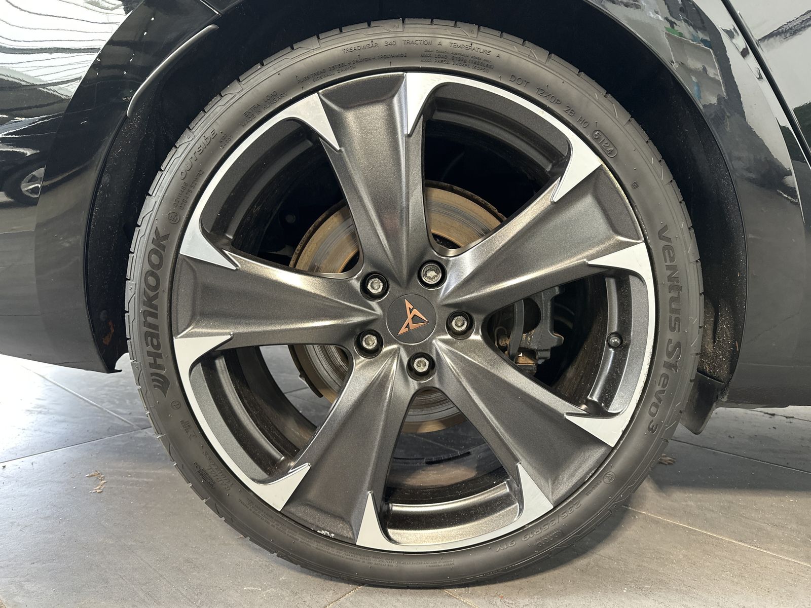 Fahrzeugabbildung CUPRA Leon Sportstourer 1.4 VZ e-Hybrid NAV+LED+VC+KAM
