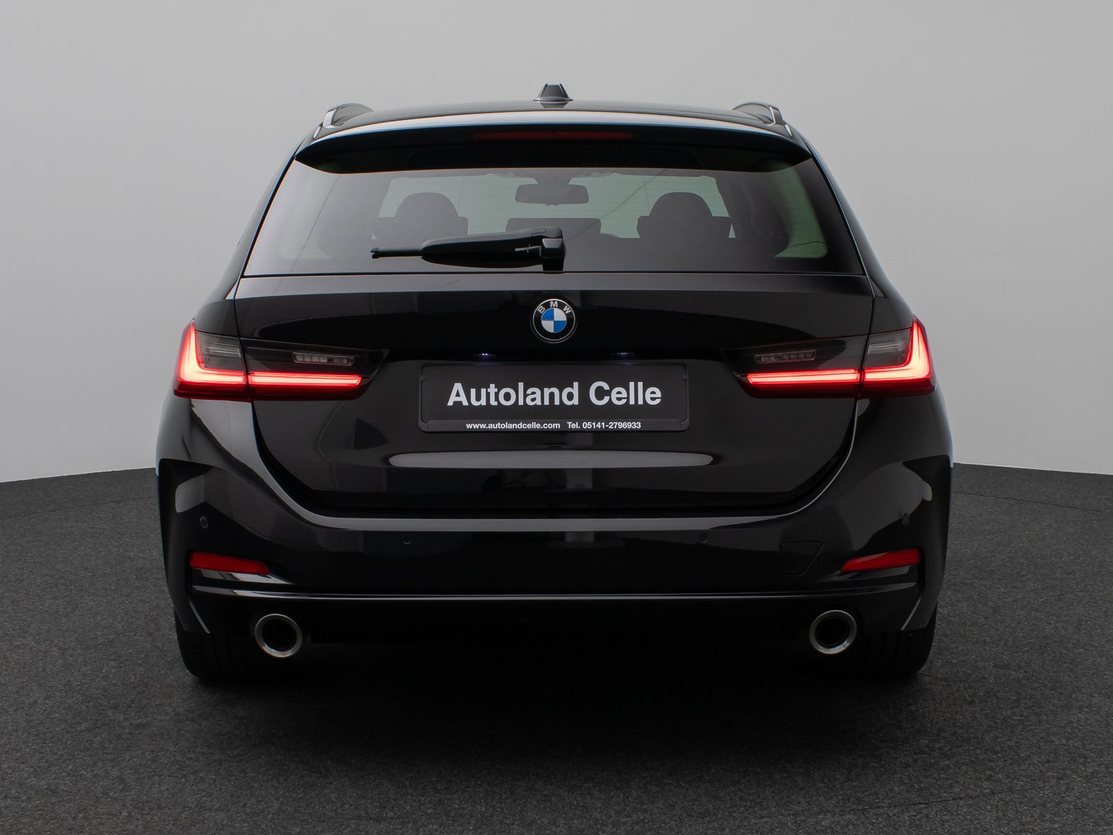 Fahrzeugabbildung BMW 320i HUD DAB Leder Alarm Sport Driving Assistent