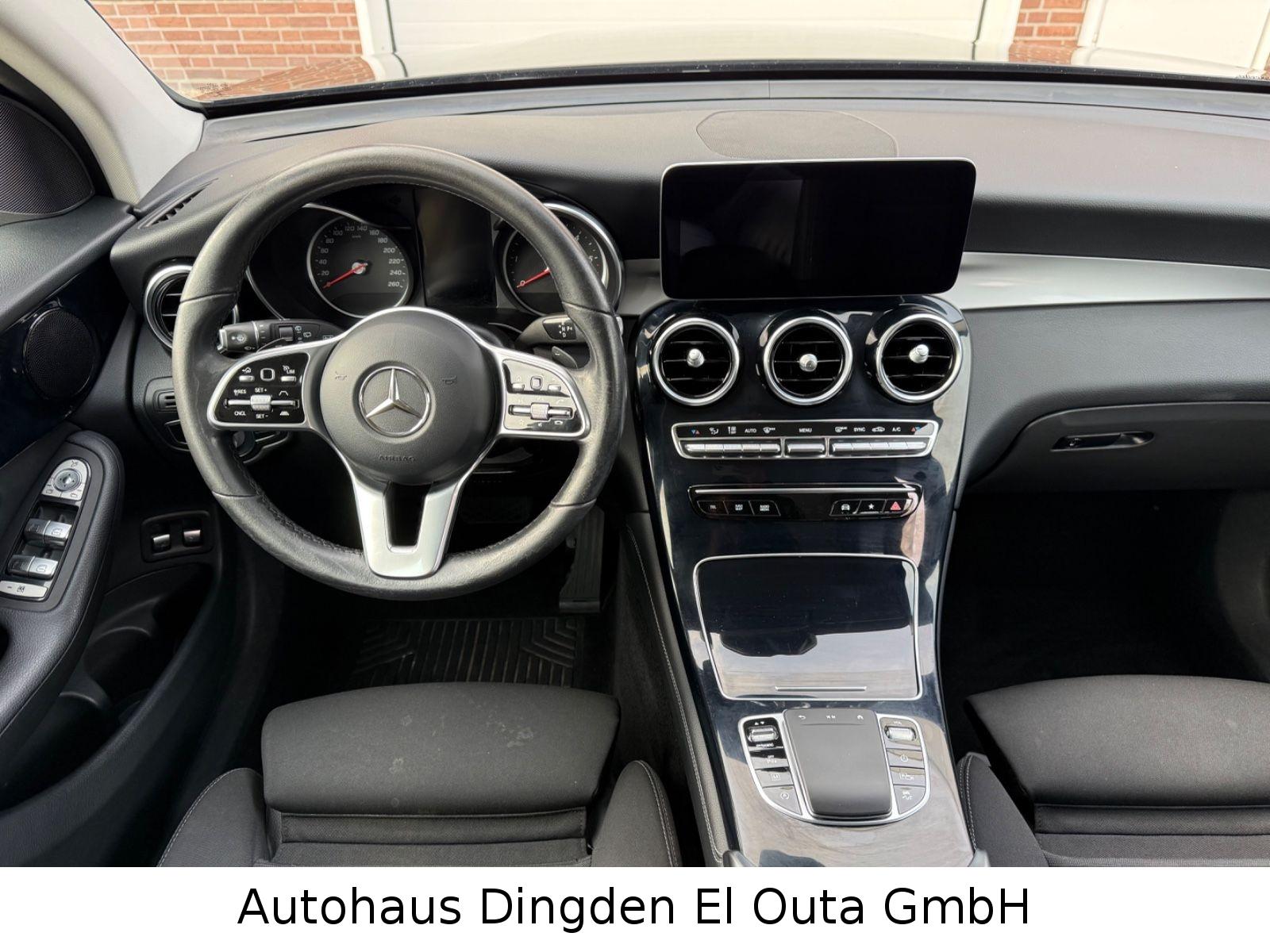 Mercedes-Benz GLC 300d Business 4Matic