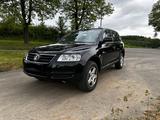 Volkswagen Touareg 3.0TDI V6 Tiptronic - Volkswagen Touareg aus 2005: V6