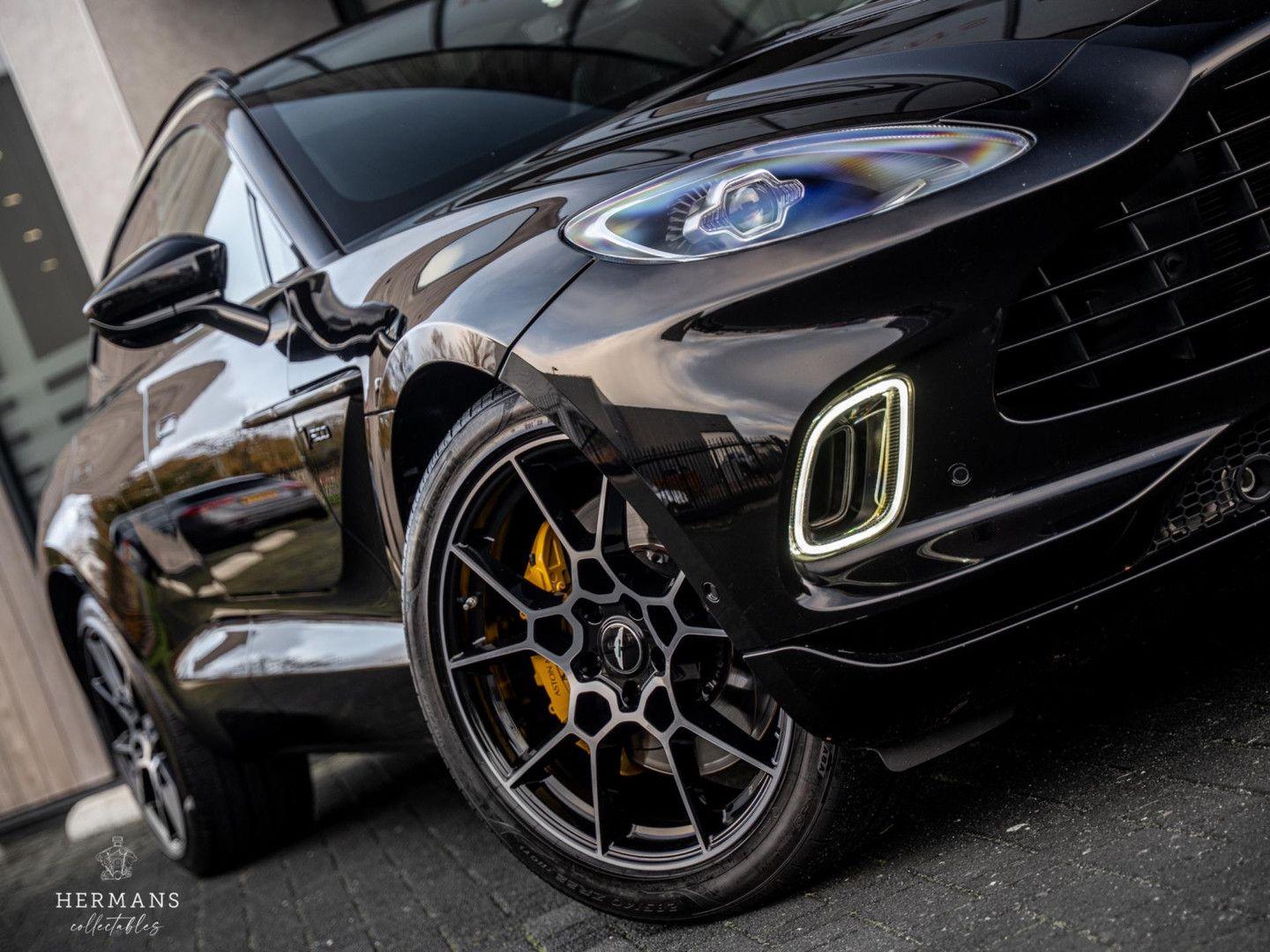 Aston Martin DBX 4.0 V8 1913 / 1 of 500 / Limited / Pano / Me