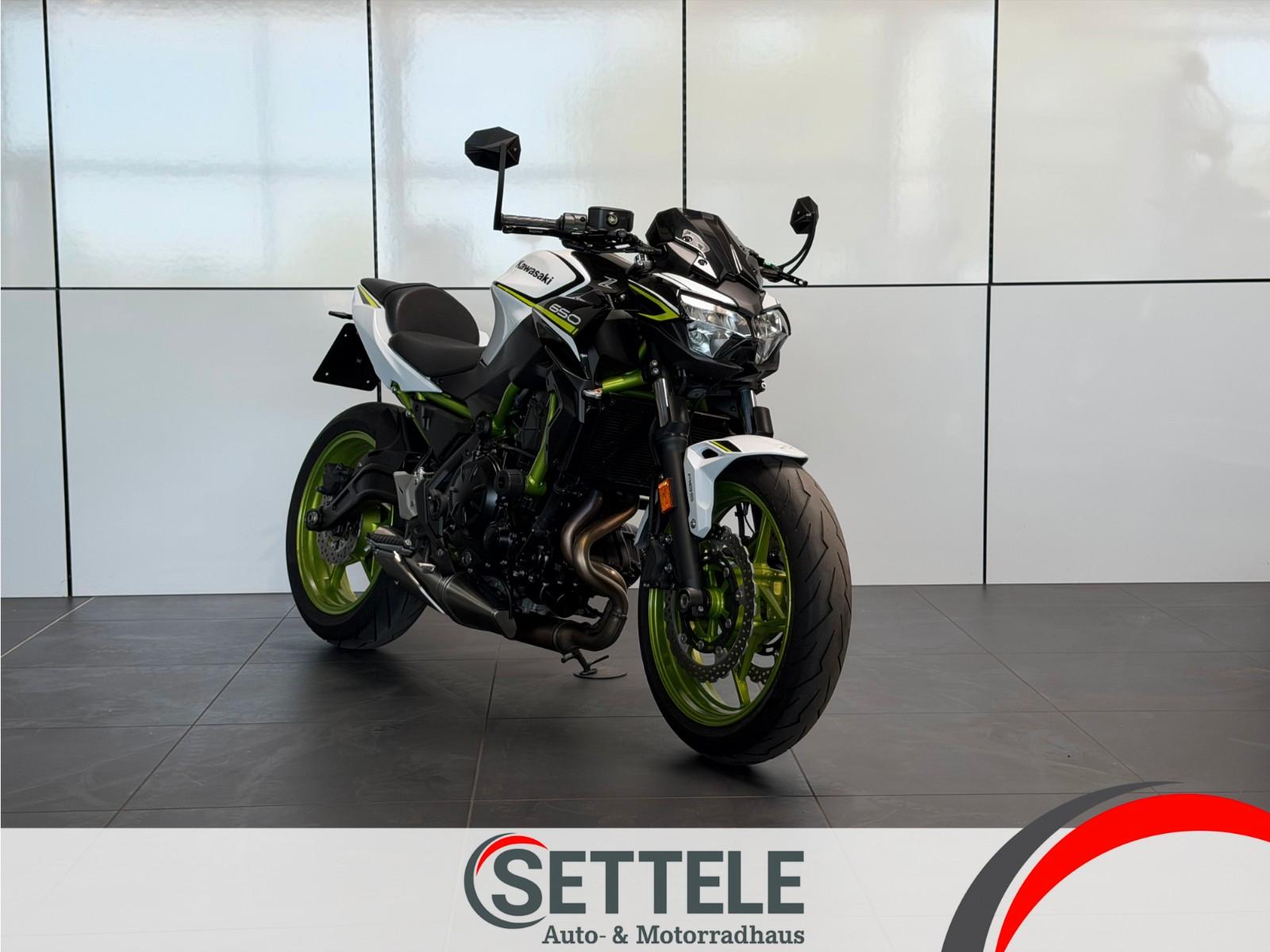 Kawasaki Z650 | ABS | ZUBHÖR | 1.HAND | SCHECKHEFT | 35KW