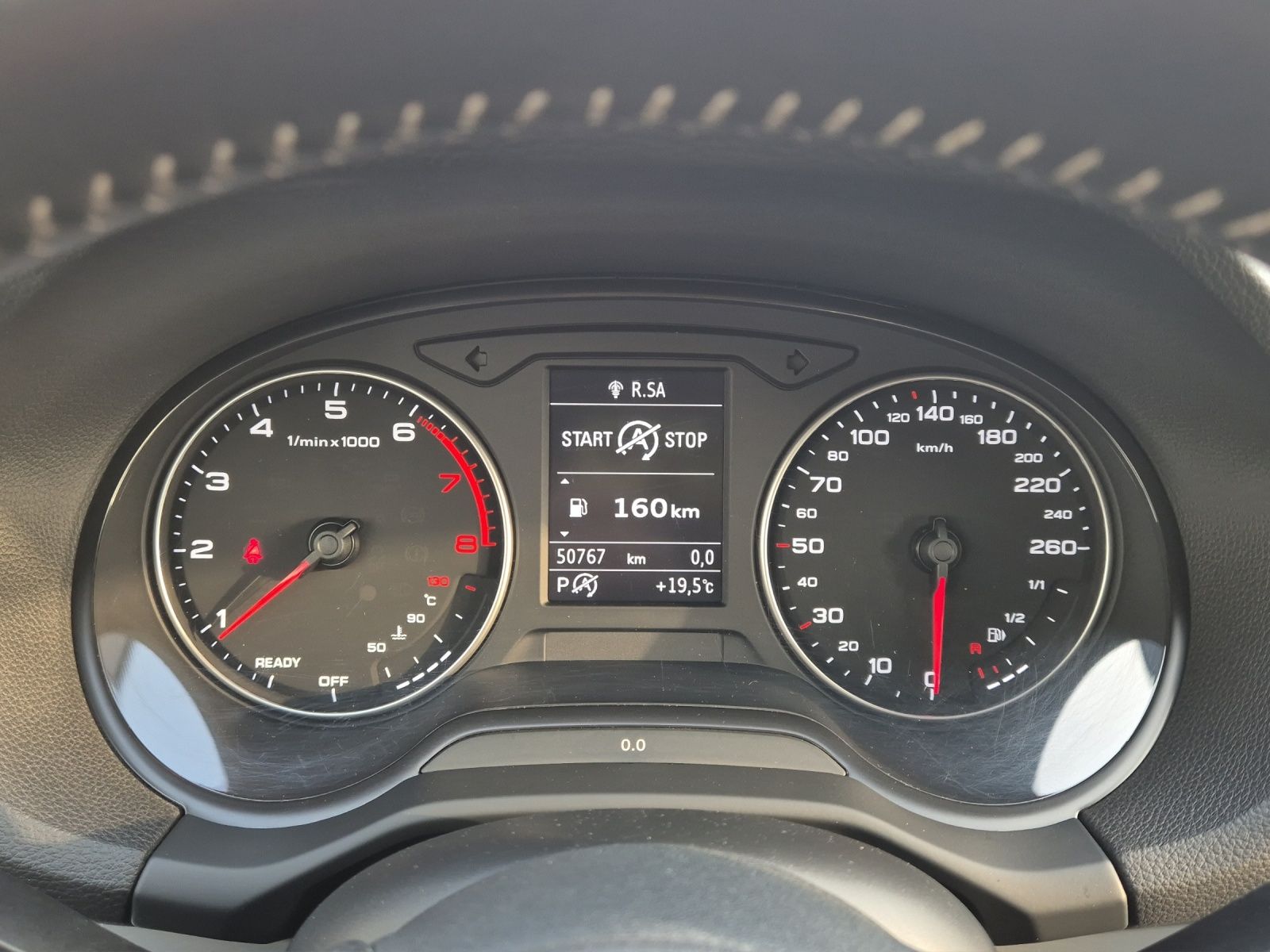 Fahrzeugabbildung Audi Q2 40 TFSI quattro sport S-line LED Navi GRA RFK