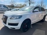 Audi Q7 3.0 TDI quattro*BOSE*S-LINE* - Audi Q7 aus 2012: 0l TDI