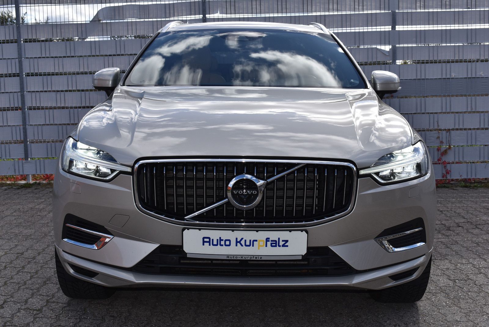 Volvo XC60 Inscription Plug-In Hybrid AWD imagem 2