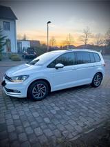 Volkswagen Touran 5T DSG 2,0TDI 7 Sitzer - Volkswagen Touran: 5.2