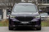 BMW X5 50e M 2026.LUFTF.PANO.DR.ASS.INDIVIDUAL.H/K - BMW X5 mit Hybrid-Antrieb: Violett