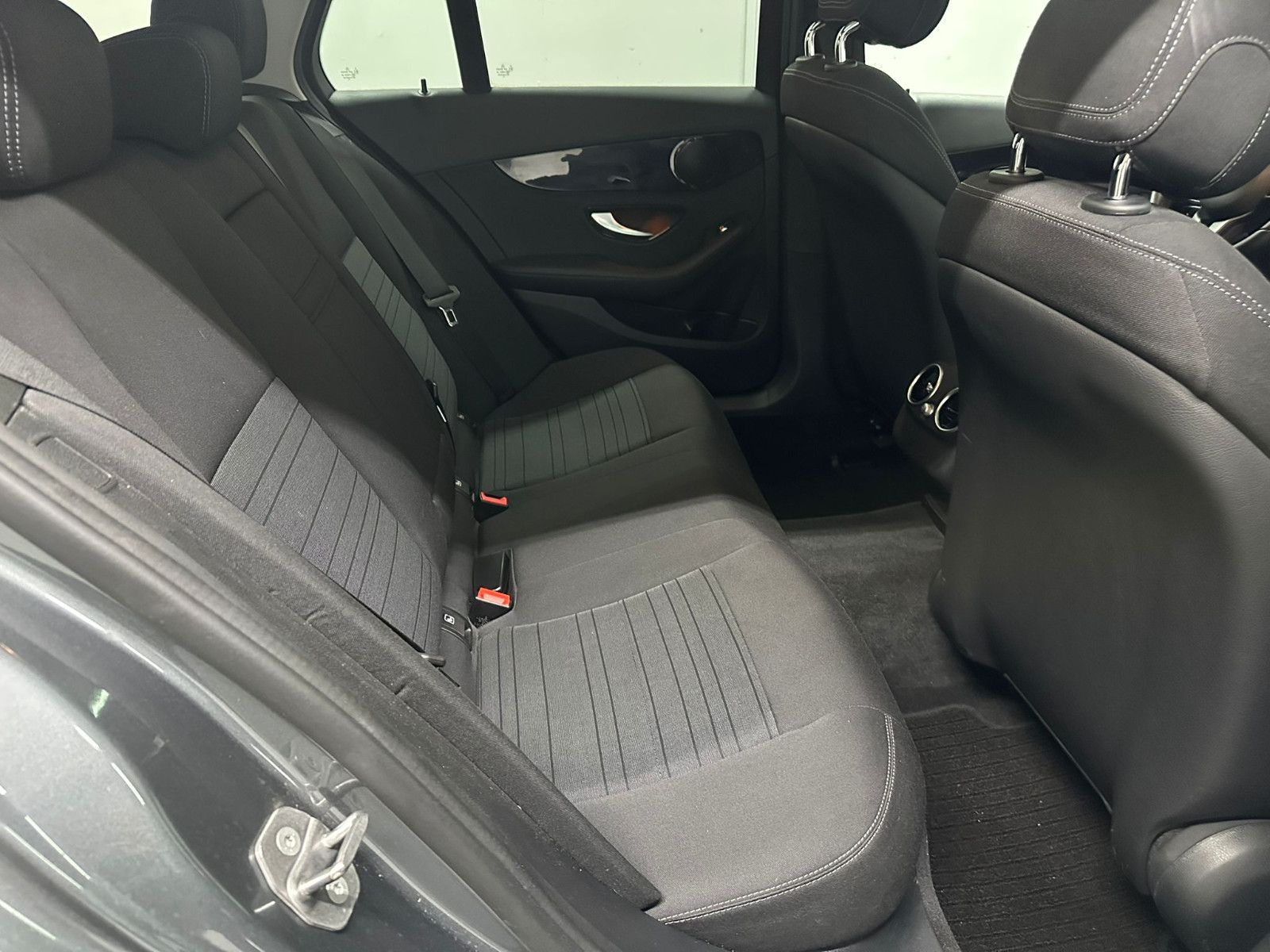 Fahrzeugabbildung Mercedes-Benz C 300 de T Autom.*AVANTGARDE*DISTRO*PANO*IHC*LED