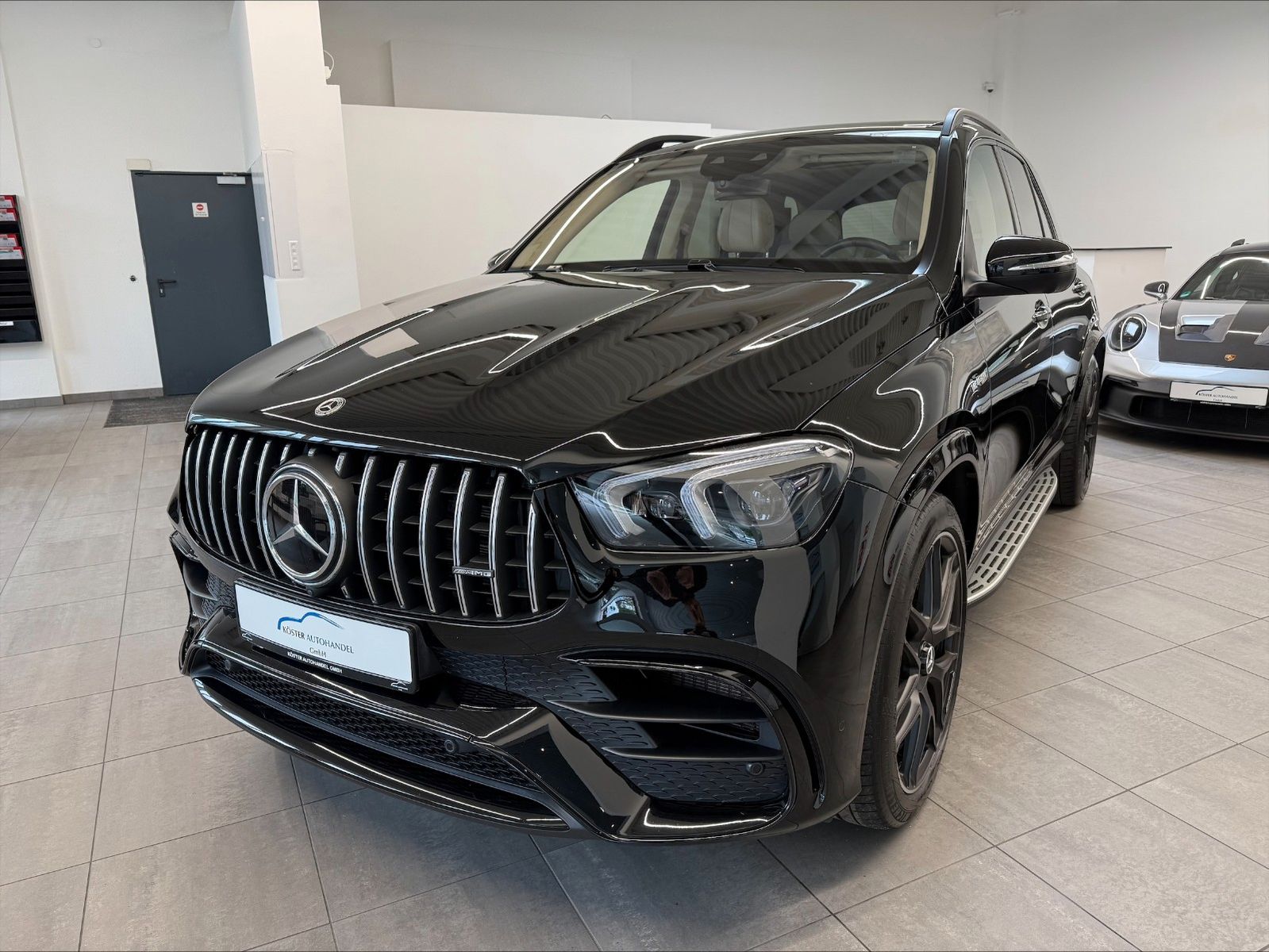 MERCEDES-BENZ GLE 63 AMG 4Matic+*HUD*PANO*AHK*SPORTABGASANLAGE