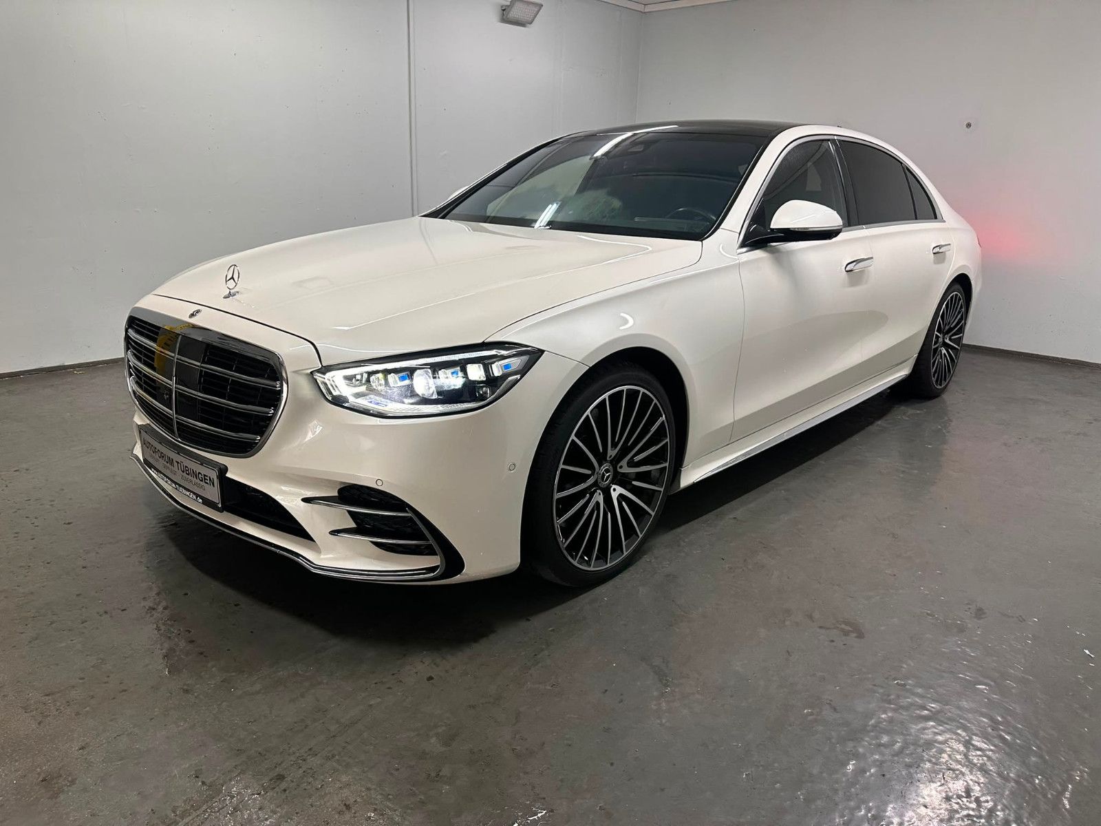 Fahrzeugabbildung Mercedes-Benz S 500 4MATIC L *AMG-LINE*PANORAMA*TV*STANDH*