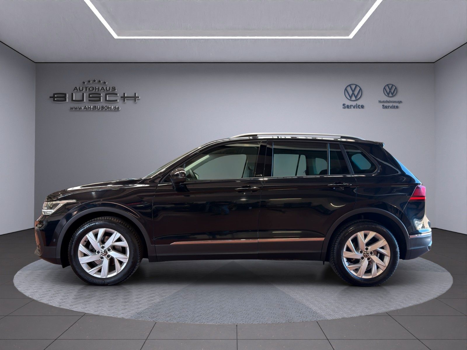 Volkswagen Tiguan Active 2.0 TDI 90KW 6-Gang AHK Navi App foto 4