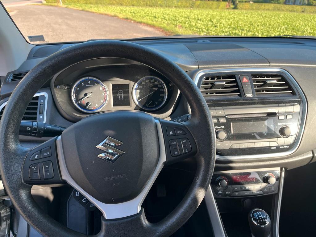 Suzuki SX4